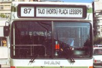 En el terminal de la Pl. Lesseps, año 1991. Foto Revista Autobuses & Autocares