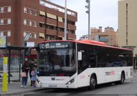 C10 en la Pl. Pep Ventura de Badalona, abril 2025