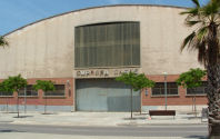 Antiguo garaje de la Empresa Casas, en Mataró, N-II, mayo 2005