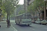 Un autobús de la Empresa Casas con misterio. Creemos que es la línea Barcelona - Vilasar, que tenía el terminal en el Pº San Juan, pero se fue la calle Industría de Barcelona. Foto Pere París, ago.1993