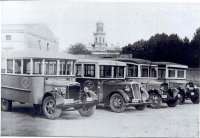 Flota de Autobuses Transversal, años 40. Foto autor desconocido. Col. Pedro Salmerón