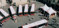 Presentación de nuevos autobuses, 4 de junio del 2002. Foto Diari de Tarragona