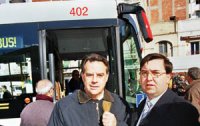 Presentación de los vehículos diesel-eléctrico, año 2002. Foto Diari de Tarragona