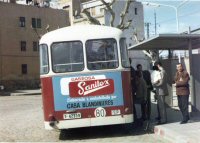 Final del Serralo, en la parada junto al antiguo Club Naútico, año 1969. Colección Enric Brull