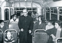 Inauguración linea autobuses en Sant Pere i Sant Pau. Archivo Rafael Vidal Ragazzon. 31-03-1973