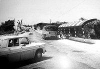 Vía Augusta, años 50. Línea de Playas, parada Arrabasada. Archivo Rafael Vidal Ragazzon