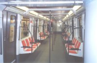 Tren de la línea 11. Foto de Ricard Fernandez i Valentí