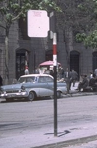 Parada de tranvia de los aos 60